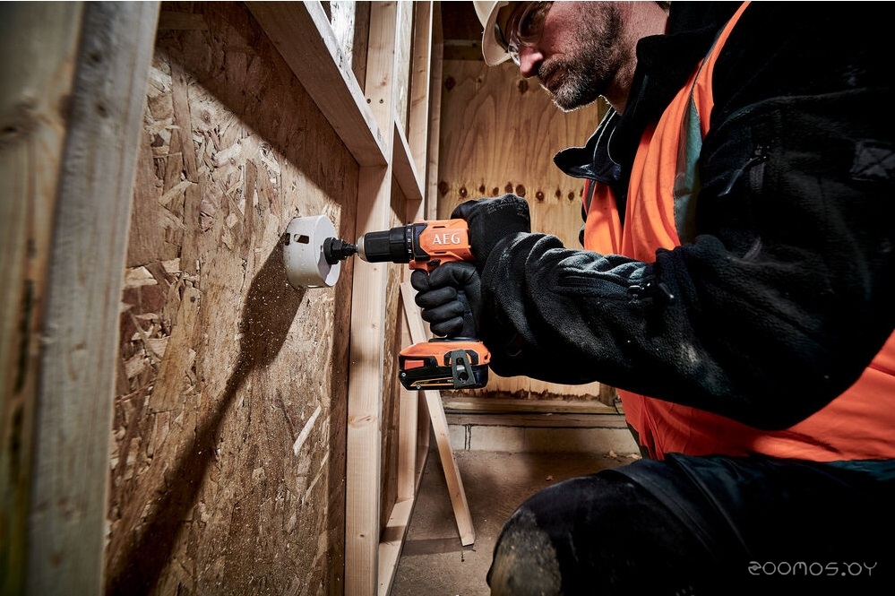 BSB 18G4-202C 4935478631 (с 2-мя АКБ, кейс)